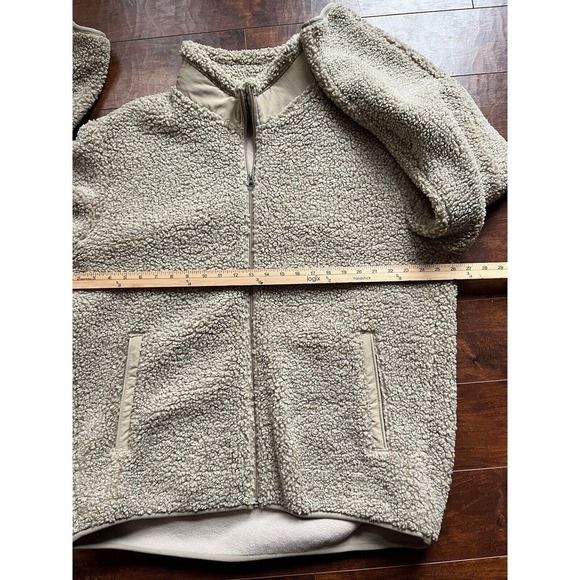 Uniqlo Mens Full Zip Sherpa Long Sleeve Quality Jacket Mens Size XXL - Picture 2 of 6
